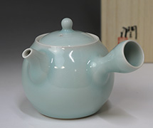 Banko celadon teapot by Shimizu Jun