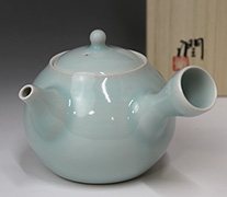 Banko celadon teapot by Shimizu Jun