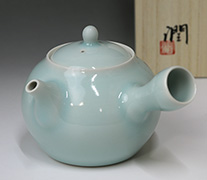 Banko celadon teapot by Shimizu Jun