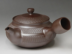 Banko shidei kyusu by Tachi Masaki
