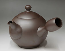 Banko shidei kyusu by Tachi Masaki