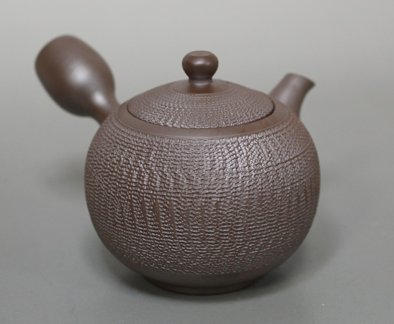 Banko shidei kyusu teapot by Tachi Masaki