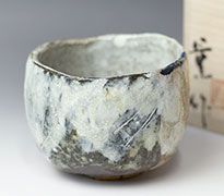 Karatsu tea bowl