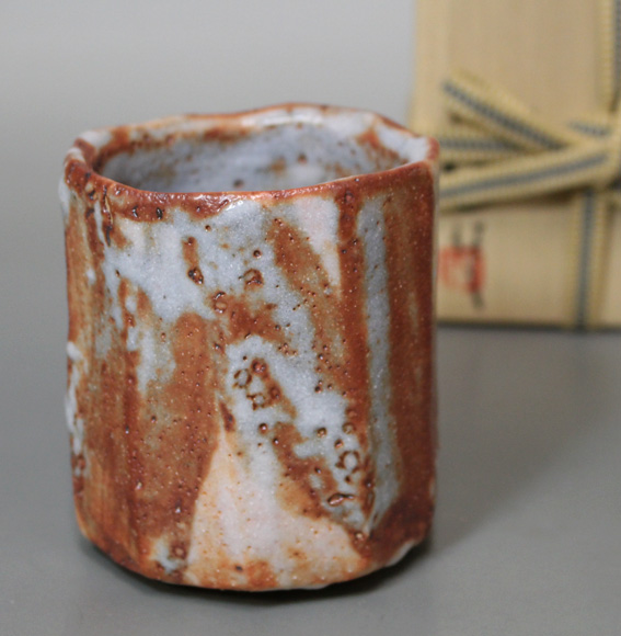 Shino tea cup by Higuchi Masayuki
