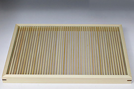 Hinoki wood lattice tray with glass top