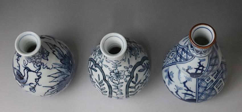 Arita porcelain Sometsuke sake tokkuri (sake flask) Arita porcelain Sometsuke sake tokkuri (sake flask)