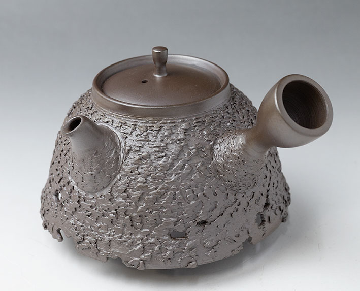 Banko teapots by Otsuki Shun