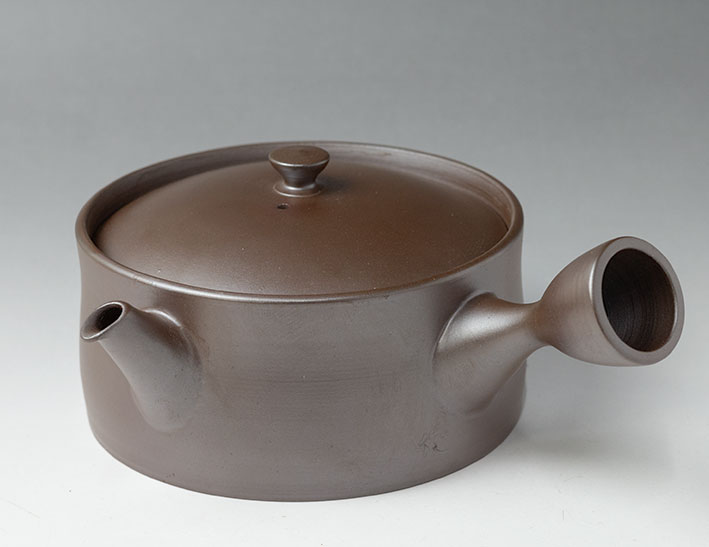 Banko teapots by Otsuki Shun