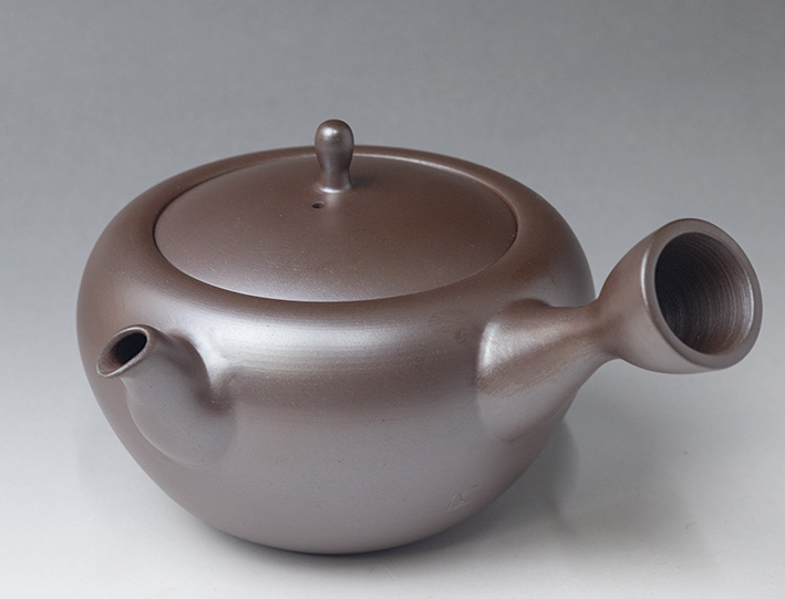 Banko teapots by Otsuki Shun