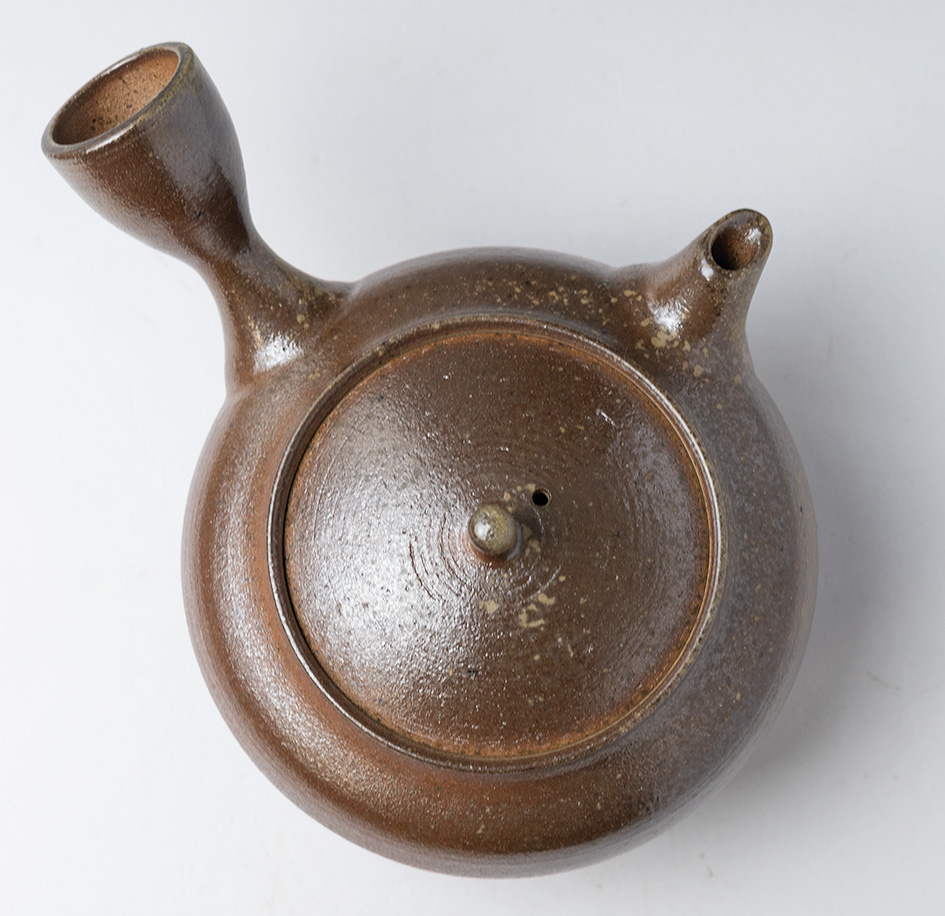 Banko teapot by Otsuki Shun - top view