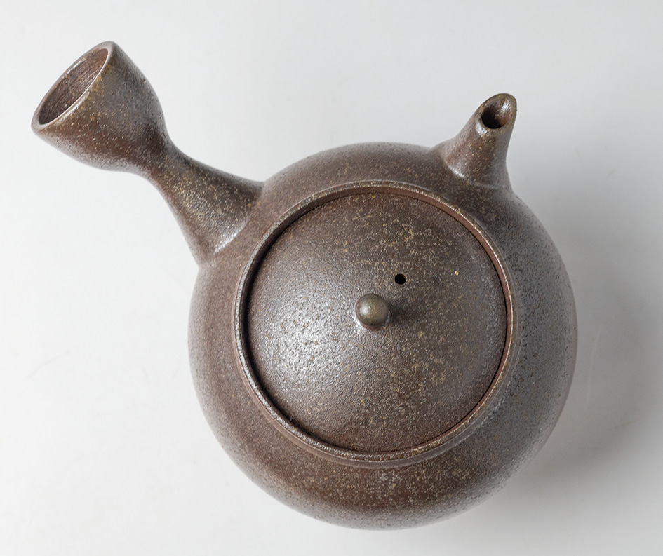 Banko teapot by Otsuki Shun - top view