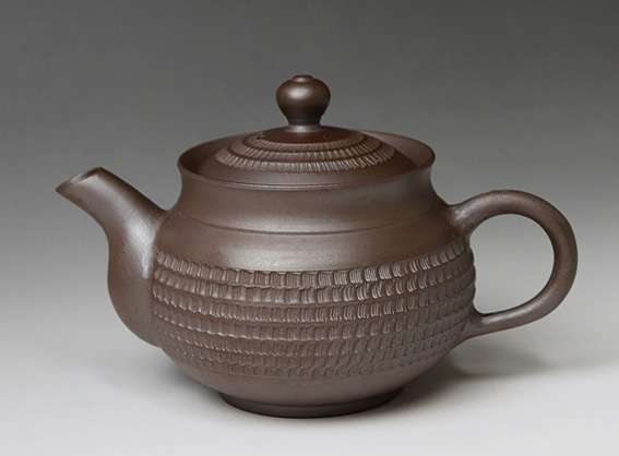Banko teapots by Tachi Masaki