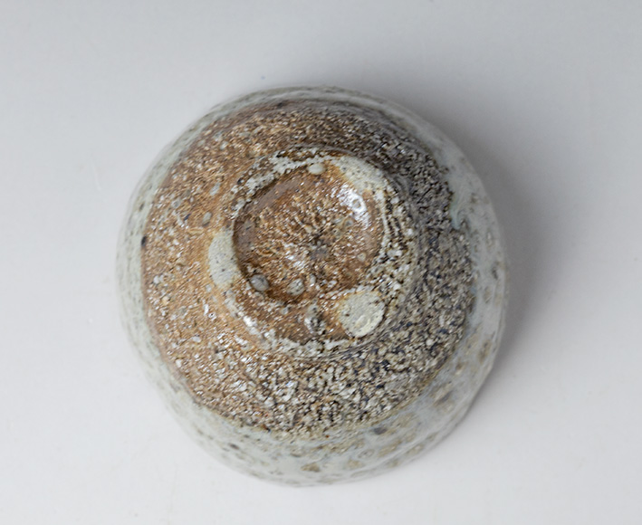 The bottom view of Madara Karatsu guinomi sake cup