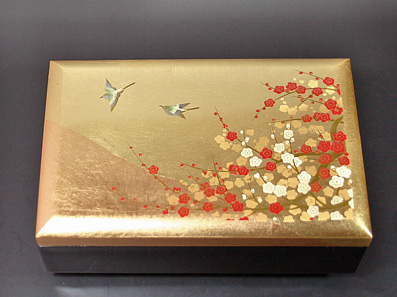 Japanese Gold leaf Music box