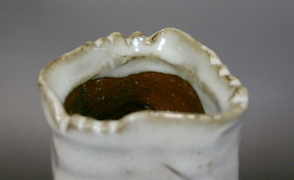 Japanese pottery  - Hagi vase by Mukuhara Kashun