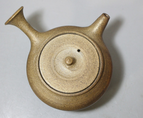 Japanese teapots by Jinpachi