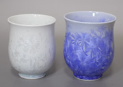Flower effect crystallized glaze cups