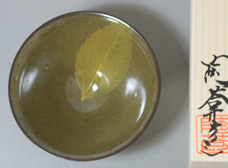 Flower effect crystallized glaze sake set from Touan kiln