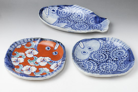 Handpainted fish plates from Warabe Kobo