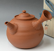 Japanese pottery Tokoname teapot by Yamada Jozan IV