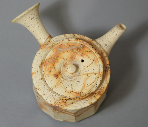 Japanese pottery - Tokoname Teapot by Konishi Yohei