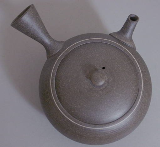 Japanese pottery- Tokoname rihi kyusu teapot by Mizuno Hiroshi