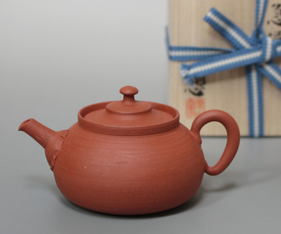 Japanese pottery -  Tokonameyaki teapot by Yamada Sou