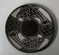 Japanese pottery - Okinawa - sgraffito plate